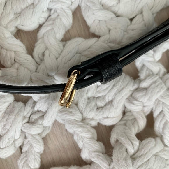 Coach Black Leather Shoulder bag with AdjustableStraps - Picture 10 of 17